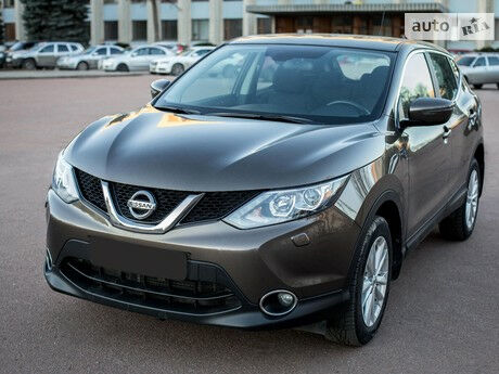 Nissan Qashqai 2015 года