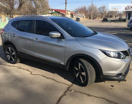 Nissan Qashqai 2015 года