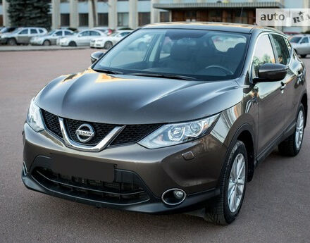 Nissan Qashqai 2015 року