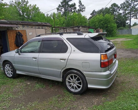 Nissan R'nessa 1997 року