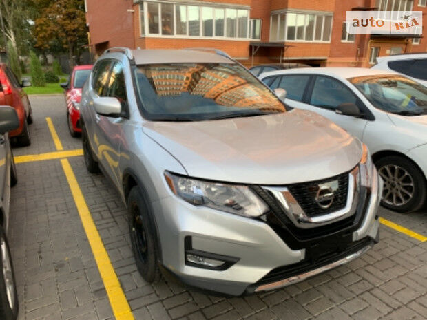 Nissan Rogue 2017 года