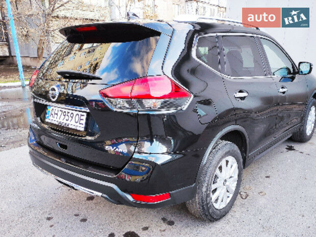 Nissan Rogue 2016 года