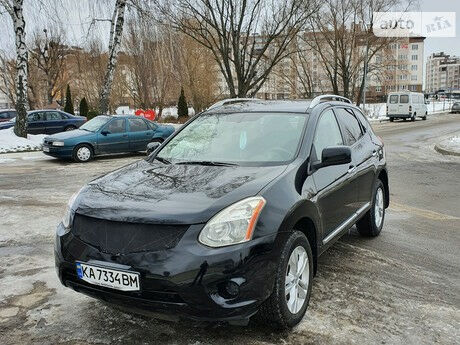 Nissan Rogue 2012 року