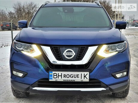 Nissan Rogue 2017 року