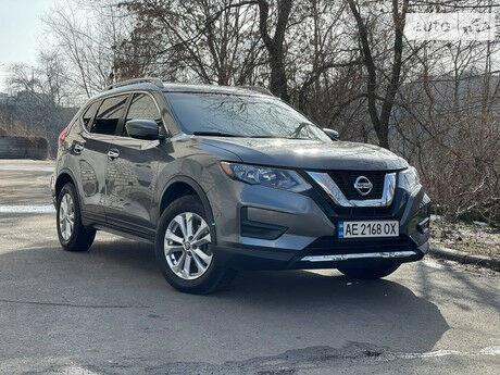 Nissan Rogue 2018 года