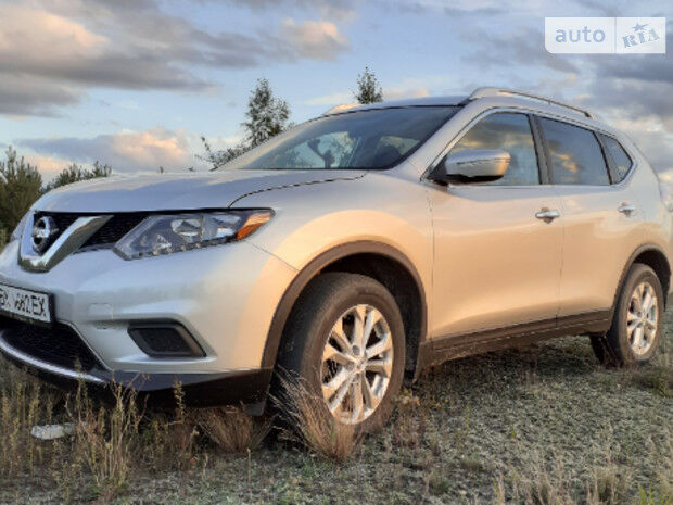 Nissan Rogue 2015 года