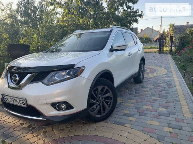 Nissan Rogue 2016 року