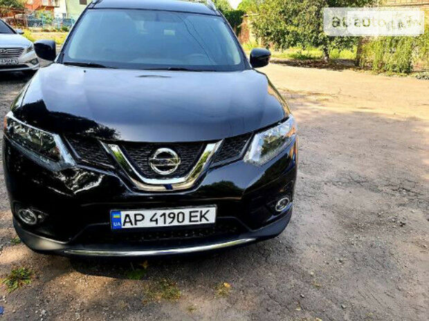 Nissan Rogue 2016 года