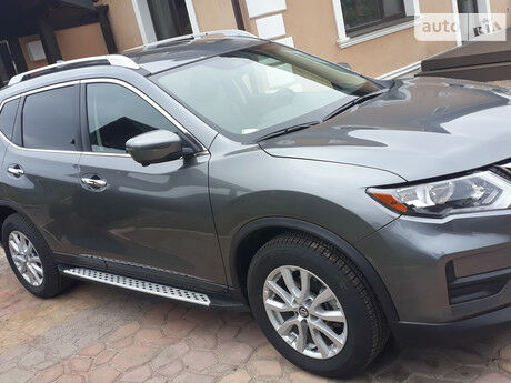 Ниссан Rogue 2017 года Nissan Rogue 2017 года