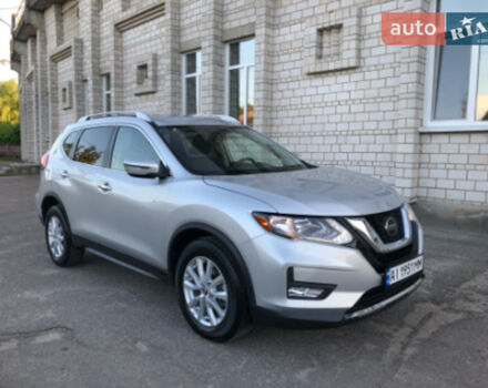 Nissan Rogue 2020 року