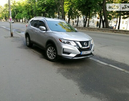 Nissan Rogue 2017 года