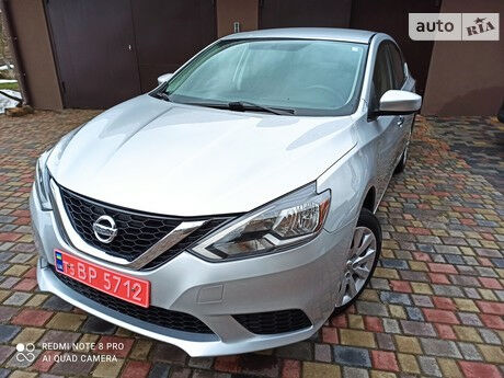 Ниссан Сентра 2017 року Nissan Sentra 2017 року