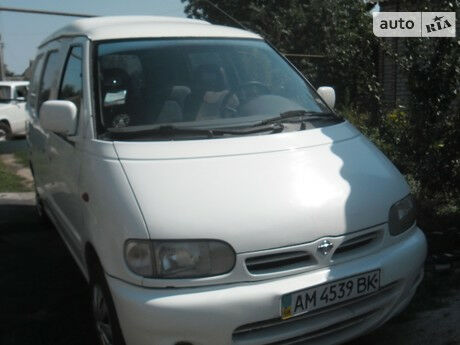 Ниссан Серена пасс. 1999 года Nissan Serena пасс. 1999 года