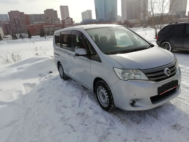 Nissan Serena 2011 года