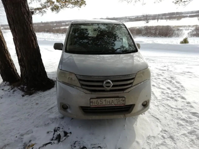 Nissan Serena 2011 года