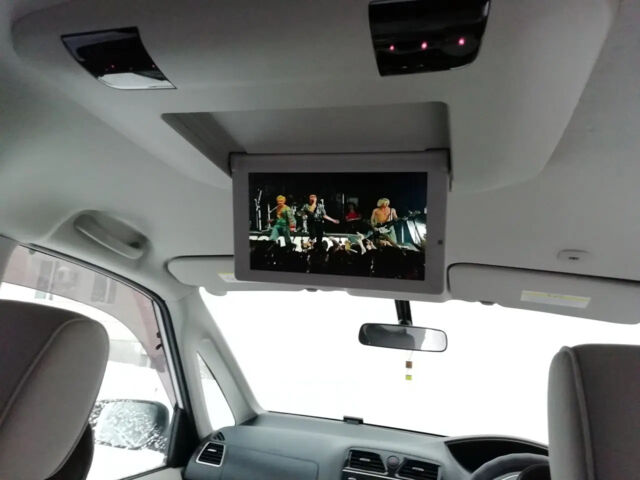 Nissan Serena 2011 года
