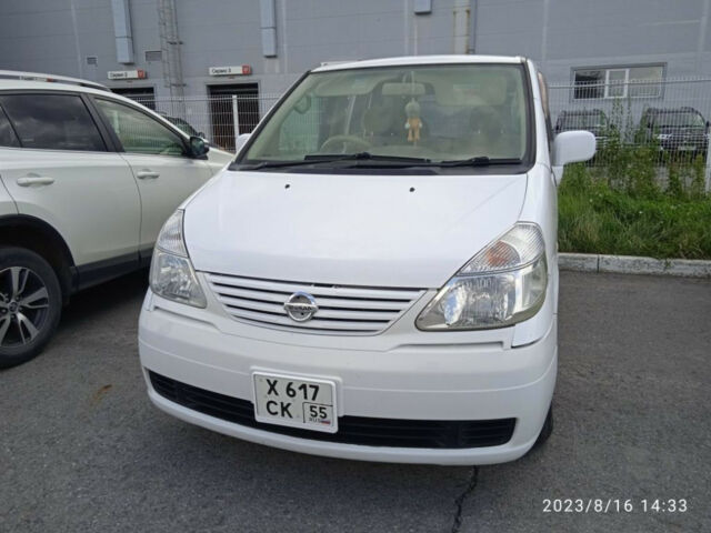 Nissan Serena 2004 року