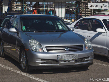 Nissan Skyline 2001 года