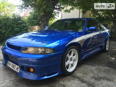 Ниссан Скайлайн 1996 року Nissan Skyline 1996 року