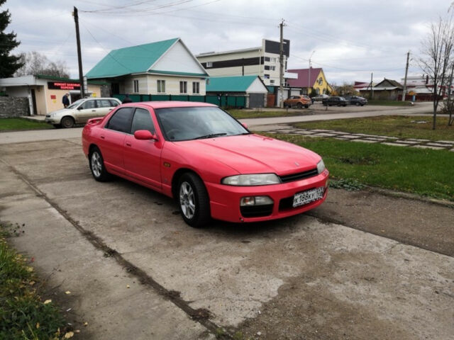 Nissan Skyline 1996 року