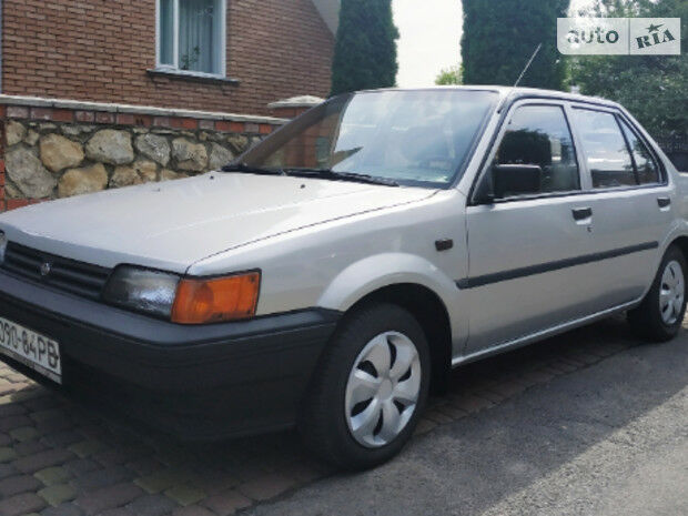 Nissan Sunny 1986 года