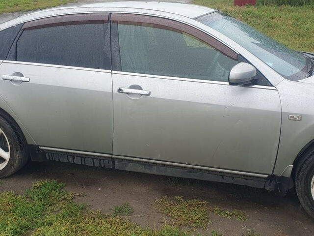Nissan Teana 2003 года