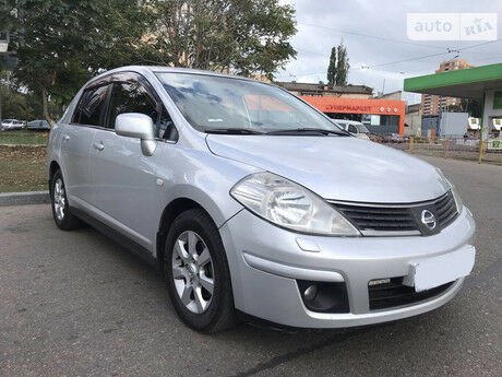 Nissan TIIDA 2008 года