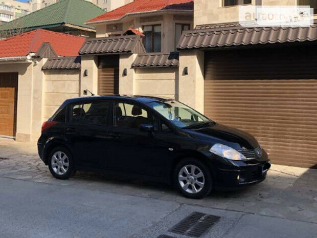 Nissan TIIDA 2008 года