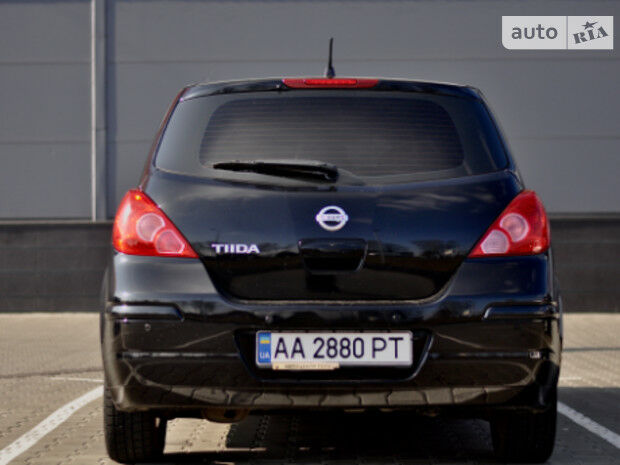 Nissan TIIDA 2007 года