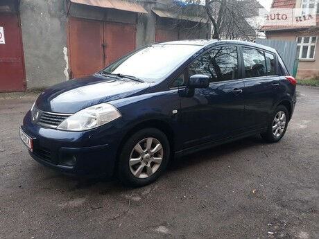 Nissan TIIDA 2008 року