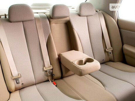 Ниссан Тиида 2007 года Nissan TIIDA 2007 года