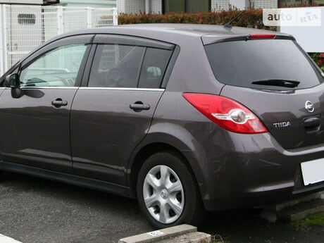 Nissan TIIDA 2008 года