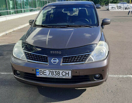 Nissan TIIDA 2008 года