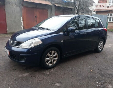 Nissan TIIDA 2008 року