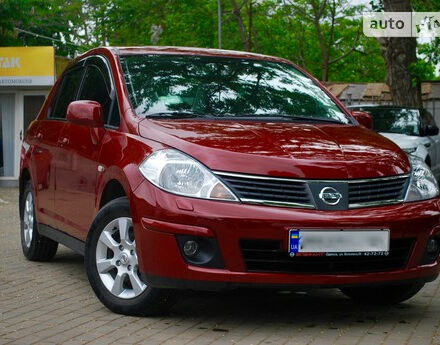 Nissan TIIDA 2008 року