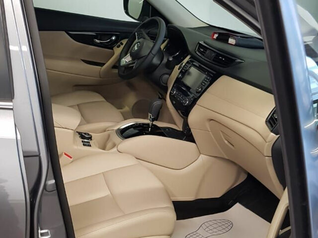 Nissan X-Trail 2019 року