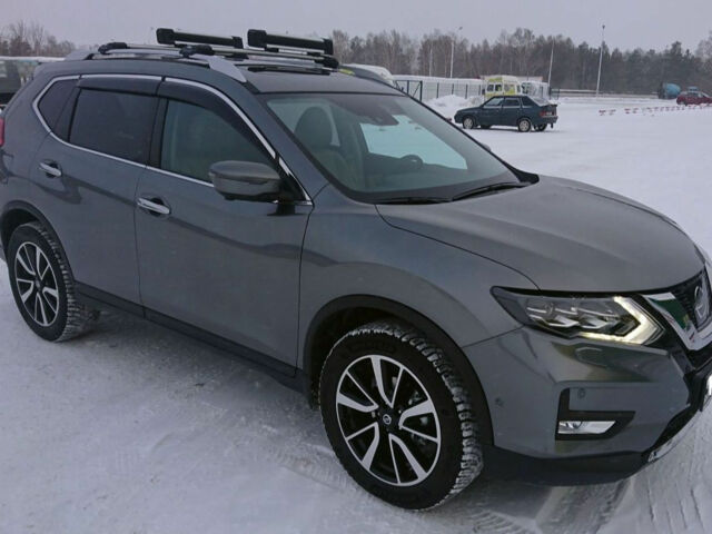 Nissan X-Trail 2019 року