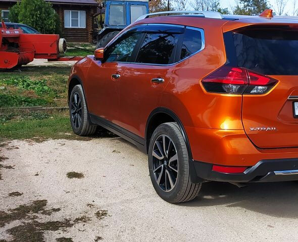 Nissan X-Trail 2021 року