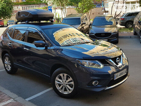 Nissan X-Trail 2016 року