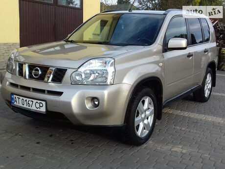 Nissan X-Trail 2008 року