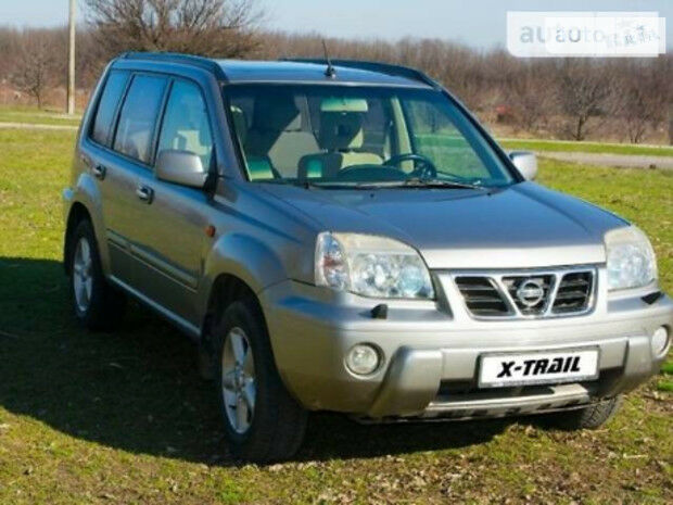 Nissan X-Trail 2003 року