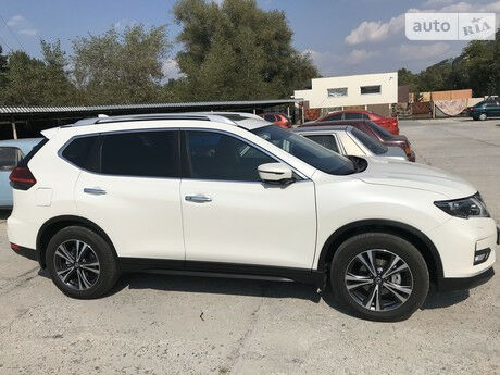 Nissan X-Trail 2018 года