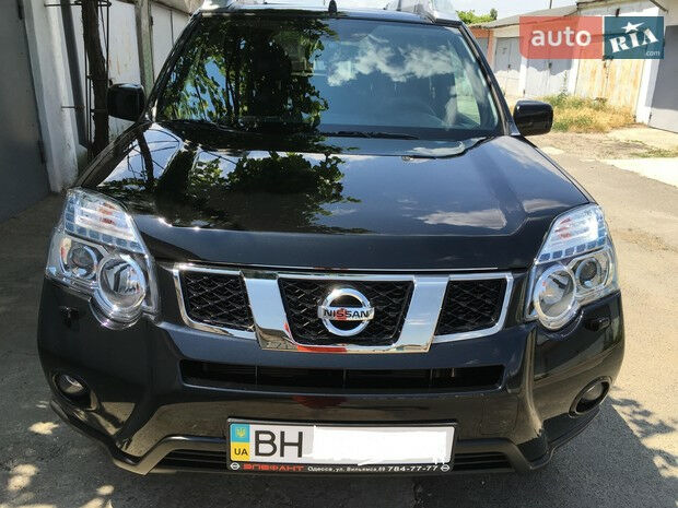 Nissan X-Trail 2012 года