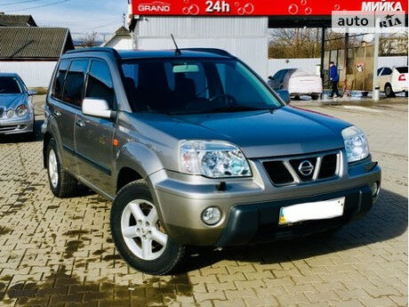 Nissan X-Trail 2002 года