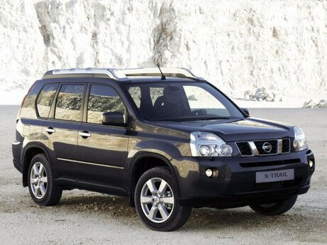Ниссан ИксТрейл 2003 року Nissan X-Trail 2003 року