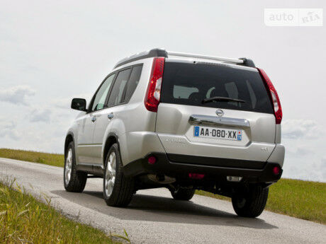 Ниссан ИксТрейл 2007 года Nissan X-Trail 2007 года