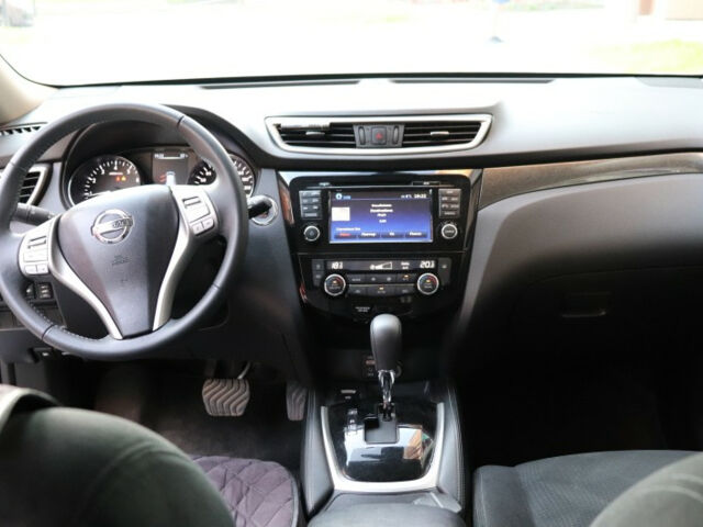 Nissan X-Trail 2017 года