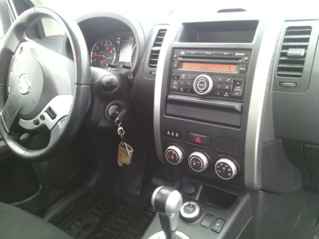 Nissan X-Trail 2012 года