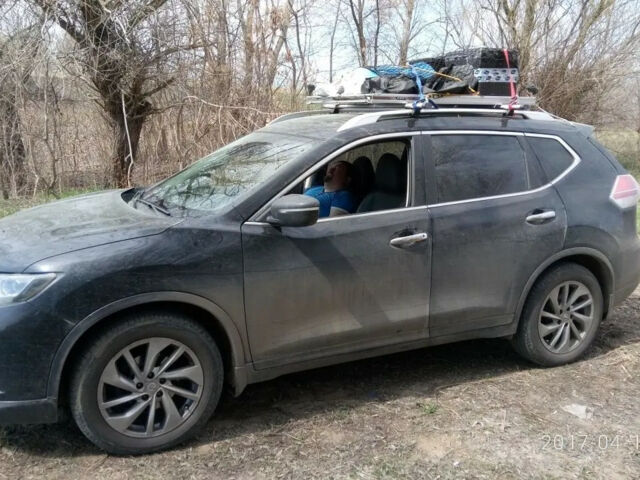 Nissan X-Trail 2015 года
