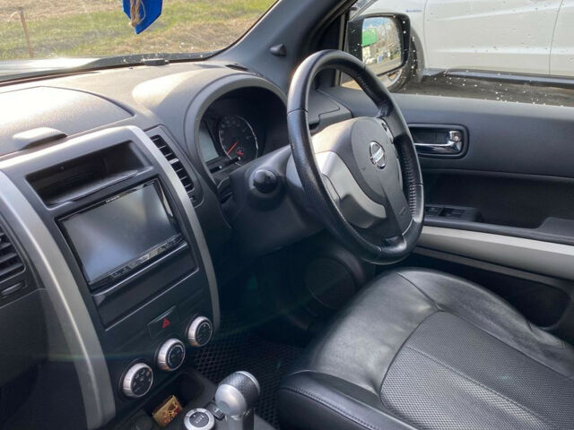 Nissan X-Trail 2012 года